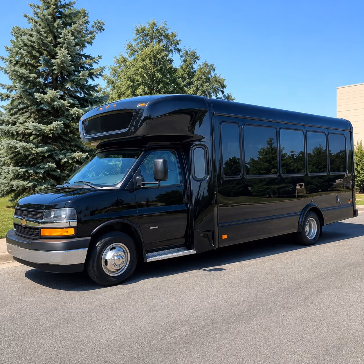 Cleveland Birthday, Sweet 16, & Quinceañera Transportation onboard seating