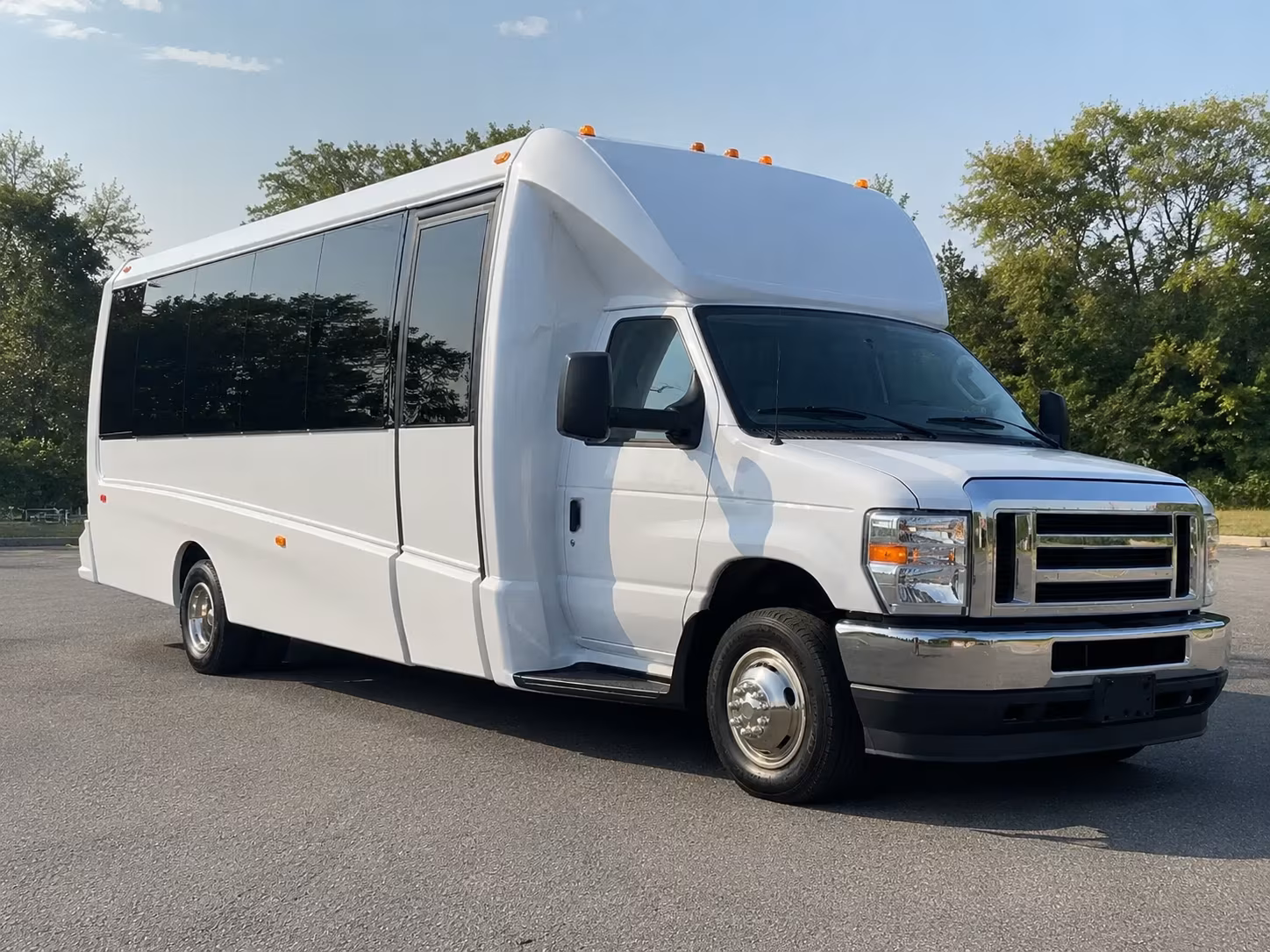 Cleveland Birthday, Sweet 16, & Quinceañera Transportation party bus exterior