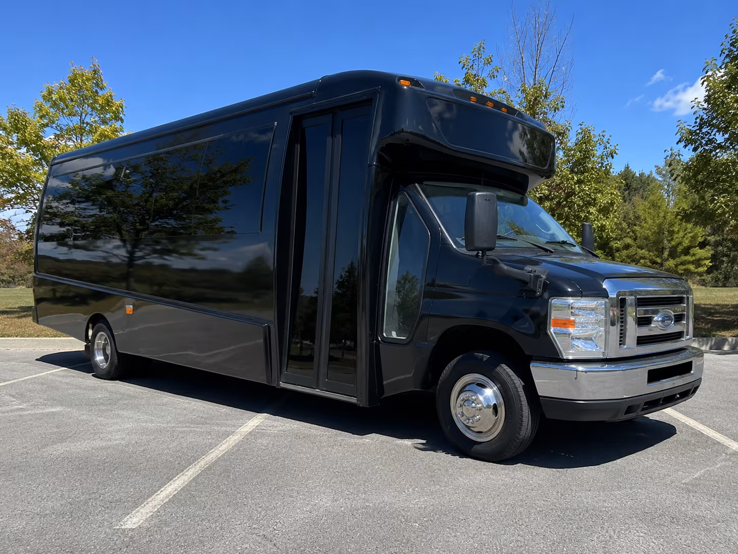 Cleveland Corporate Transportation party bus exterior