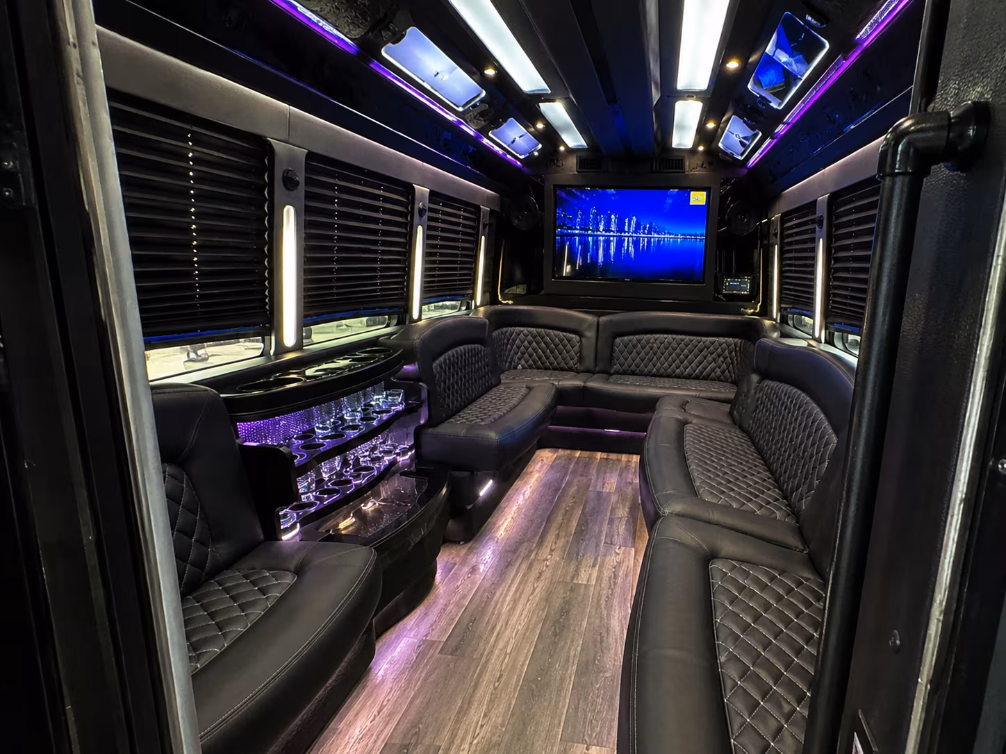 Cleveland Prom & Homecoming Transportation onboard seating