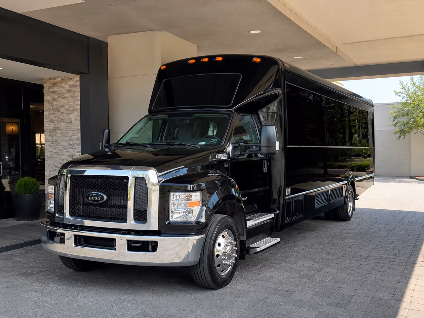 Cleveland Prom & Homecoming Transportation party bus exterior