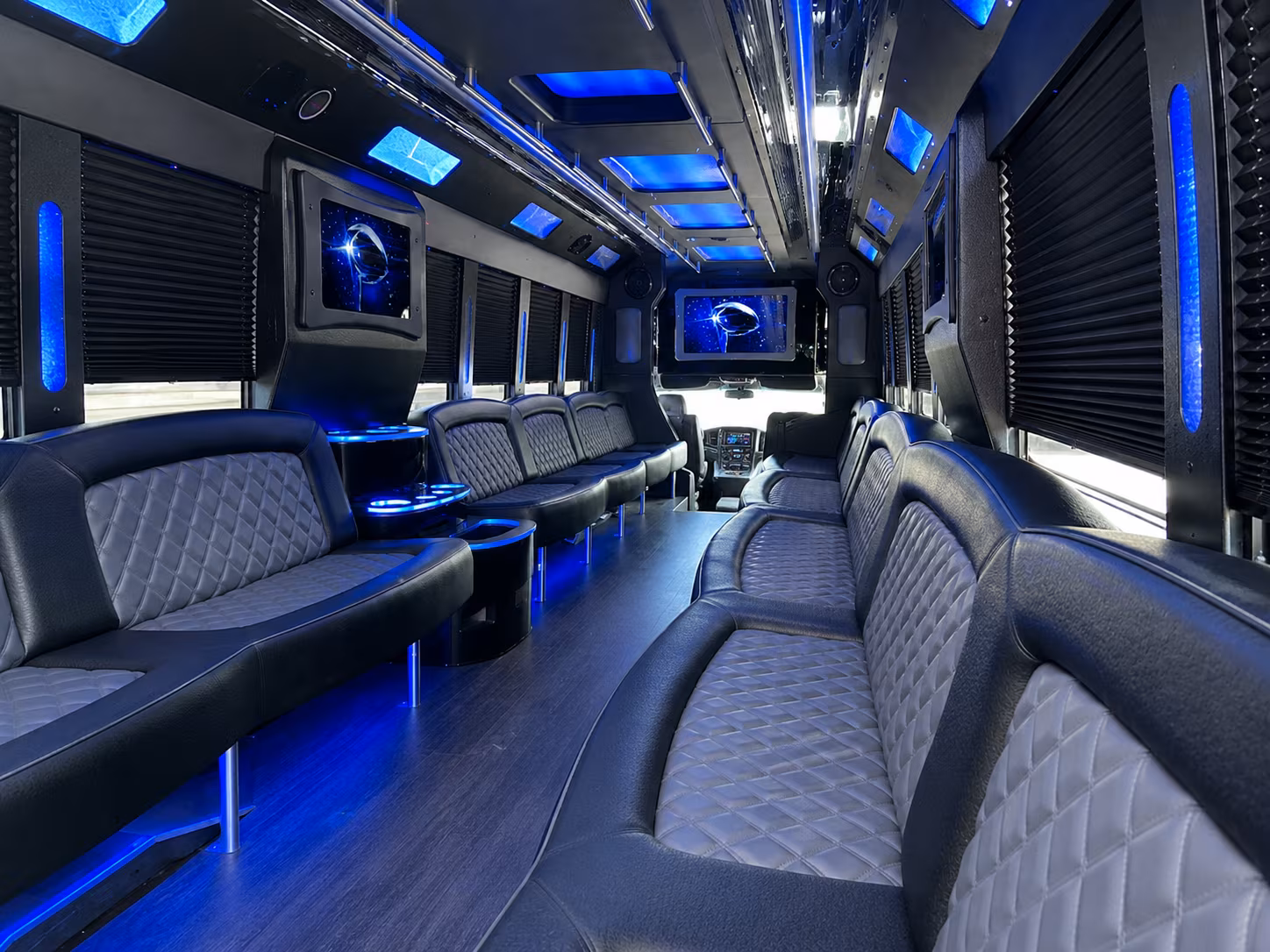 Lorain Birthday, Sweet 16, & Quinceañera Party Bus Rentals