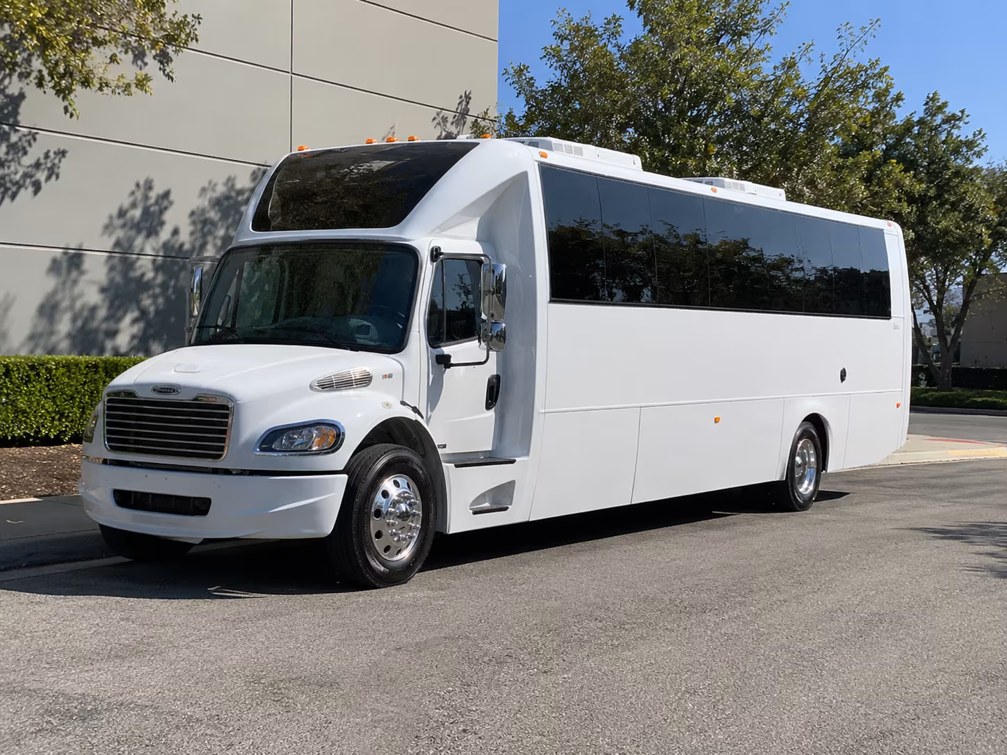 Youngstown Homecoming & Prom Party Bus Rentals